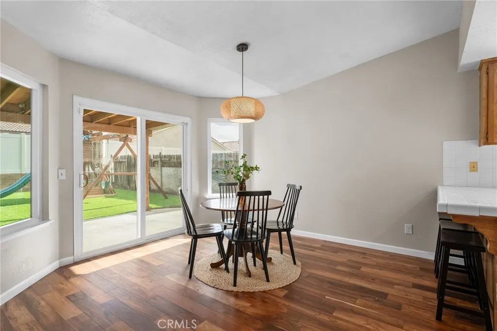 1316 Zirconia, Hemet, California 92543 home-pic-9